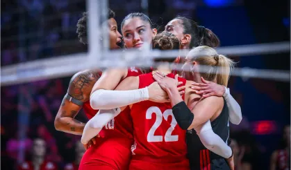 Filenin Sultanları Yarı Final Maçı Bugün mü? Türkiye - Sırbistan Voleybol Maçı Ne Zaman? Saat Kaçta? Hangi Kanalda?