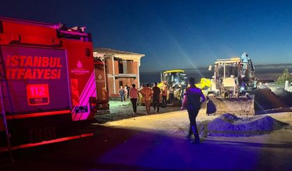Son Dakika! Büyükçekmece’de Toprak Kayması: İnşaat Alanında Göçük Altında Kalan 2 İşçi İçin Yoğun Arama Kurtarma Başladı