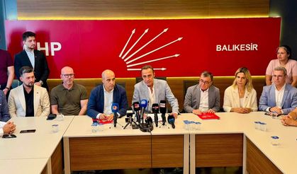 Berhan Şimşek Şiddet İddiaları Sonrası CHP'deki Görevlerinden İstifa Etti: Siyasi Krizde Sıcak Gelişme!