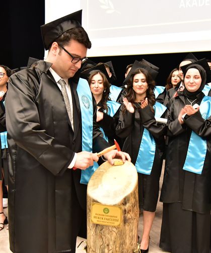 BAÜN Hukuk Fakültesi'nde ilk mezuniyet