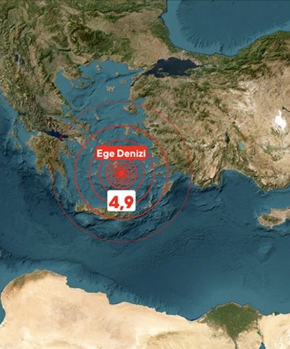 Ege Denizi'nde 4,9 Büyüklüğünde Deprem! Gece Yarısı Paniğe Neden Oldu