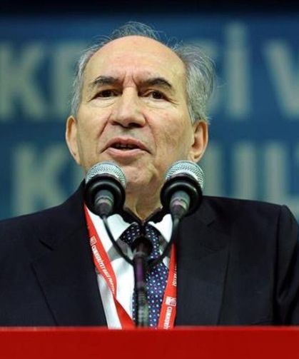 Altan Öymen’den Kötü Haber! Eski CHP Lideri Yoğun Bakıma Alındı!