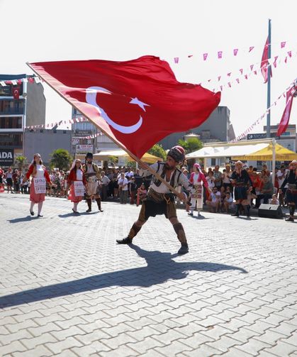 Burhaniye'de 30 Ağustos Zafer Bayramı Coşkusu!