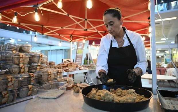 Dondurmanın en sıra dışı hali: Acılı, ekşili ve turşulu! Hepsi bu festivalde