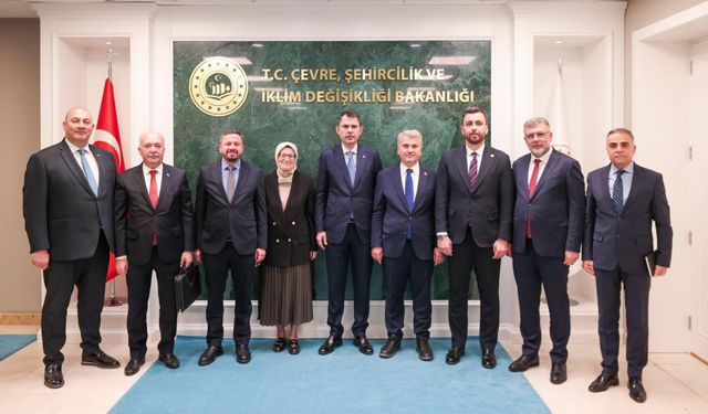 Dursunbey Yeni Meydanına Kavuşuyor: Proje Bakanlıkta Masaya Yatırıldı