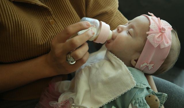 Balıkesir’de Tıp Mucizesi! 5 Günlük Alya Lina Bebeğe Yemek Borusu Yapıldı!