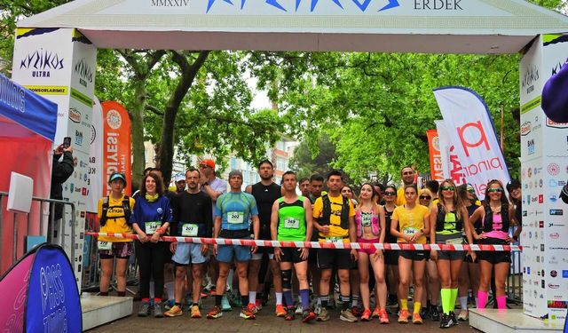 Erdek'te Yağmur Altında Ultra Maraton Heyecanı: Kyzikos 2025 Start Aldı
