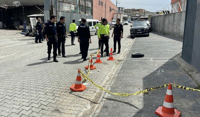 Edremit’te Silahlar Konuştu! Hurdacıda Kanlı Hesaplaşma: 1 Ağır Yaralı!