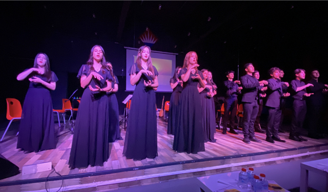 Ayvalık'ta Lise Öğrencilerinden Klasik Müzik Konseri