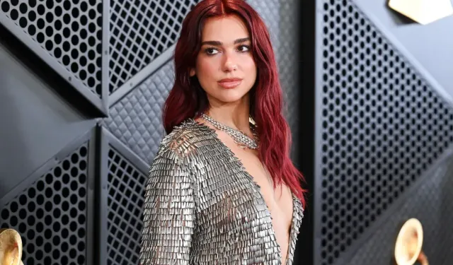 Şampiyonluk Kutlamasında Dünya Starı Sürprizi! Galatasaray Dua Lipa ile El Sıkıştı mı?