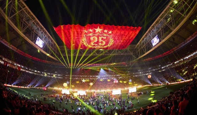Galatasaray'ın 25. Şampiyonluk Kutlamalarında Kimler Sahne Alacak? İşte Tüm Detaylar: