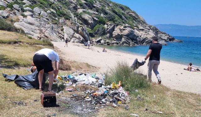 Erdek’te Şok Görüntü! Küçükova’dan 80 Torba Çöp Çıktı!