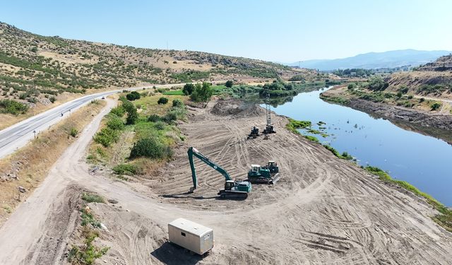Kepsut’ta Taşkın Kabusu Bitiyor Mu? DSİ Simav Çayı'nda Islah Çalışmaları Sürüyor