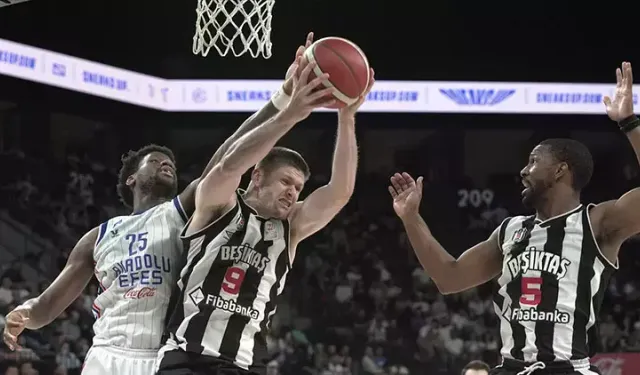 Kazanan Finalde Fenerbahçe'nin Rakibi! Beşiktaş - Anadolu Efes Maçı Saat Kaçta, Nerede?