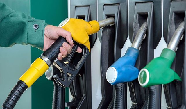 Benzine Zam Geliyor! Benzin Zammı Ne Zamandan İtibaren Geçerli Olacak? Benzin Kaç TL Oldu?