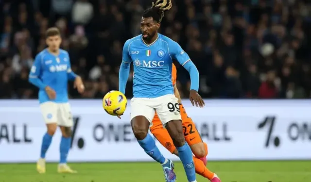 Zambo Anguissa Türkiye'ye mi Geliyor? 2027 Kontratı Var Ama Ayrılık Yakın! Galatasaray ve Beşiktaş’tan Dev Hamle...