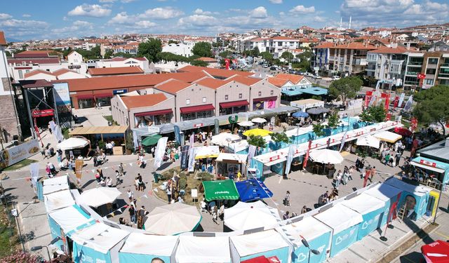 Ayvalık’ın Yerel Lezzetleri “GastroFest” ile Dünya Sahnesinde