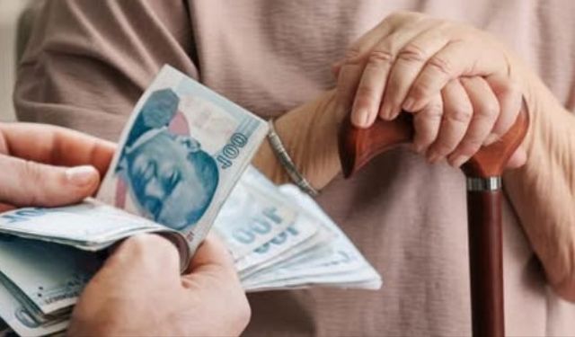 Hükümetten Açıklama Geldi! Kademeli Emeklilik Ne Zaman Çıkacak?
