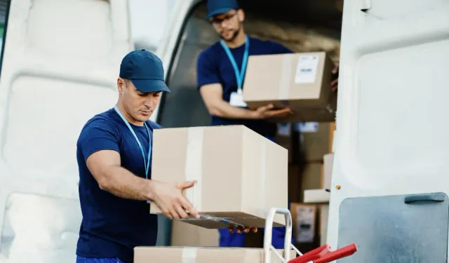 28-29 Ekim Kargo Mesaisi: PTT, Yurtiçi, Aras, MNG ve Sürat Kargo Bugün Açık mı, Bayramda Çalışacak mı?