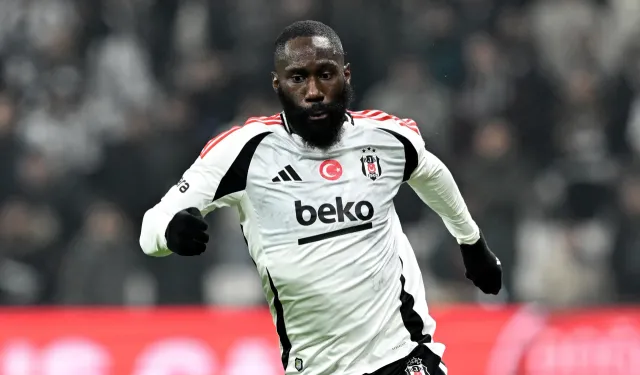 Konyaspor Beşiktaş’ın Eski Yıldızı Arthur Masuaku ile Anlaştı! Masuaku’nun İstanbul’a Geliş Tarihi Belli Oldu!