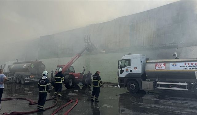 Geri Dönüşüm Tesisi Alev Aldı! Geri Dönüşüm Tesisinde Korkutan Yangın!