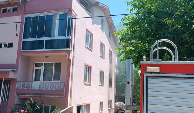 Dursunbey’de Korku Dolu Anlar! Ev Yangını Son Anda Söndürüldü!