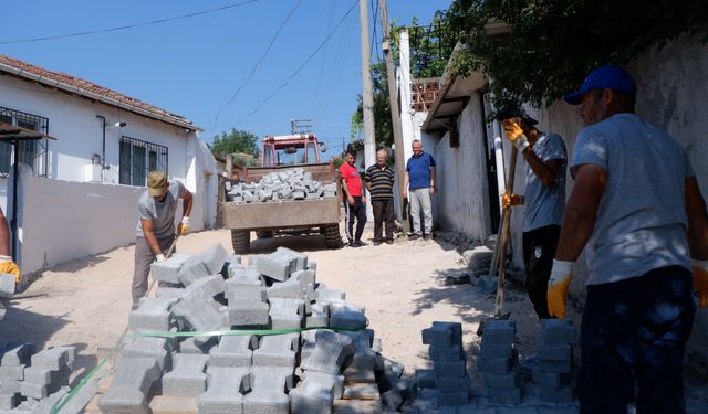 Susurluk’ta Yol Seferberliği! Başkan Semizel Sahaya İndi