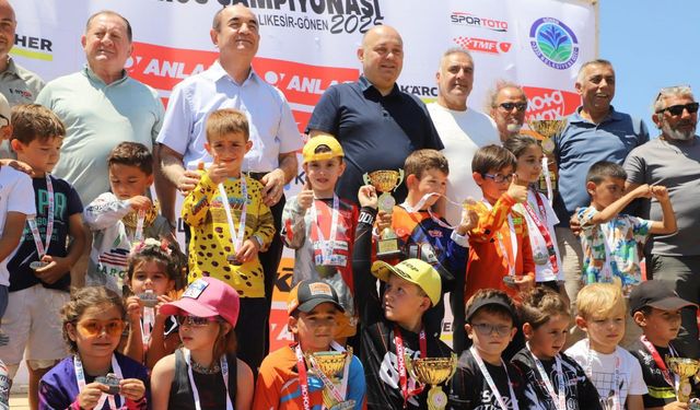 Türkiye Motosiklet Şampiyonası Gönen’de Nefes Kesti!
