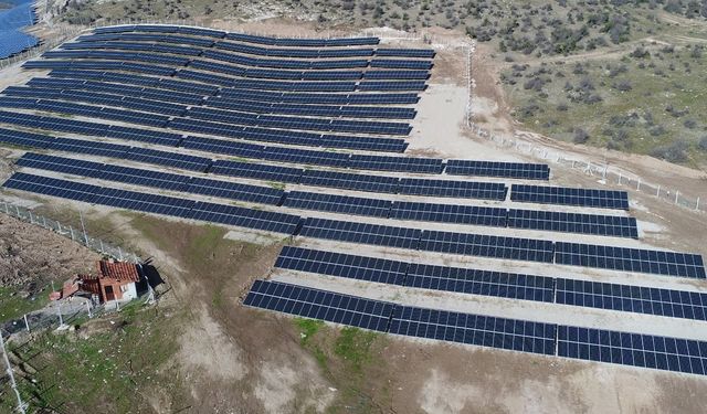 Dursunbey Belediyesi GES Gelirleriyle Rekor Kırdı: 2025'in İlk Yarısında 7,5 Milyon TL Kazanç!