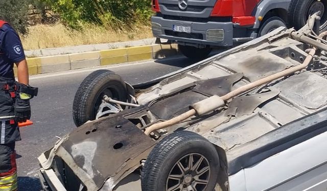Balıkesir Gömeç'te Korkutan Kaza! Araç Takla Attı!