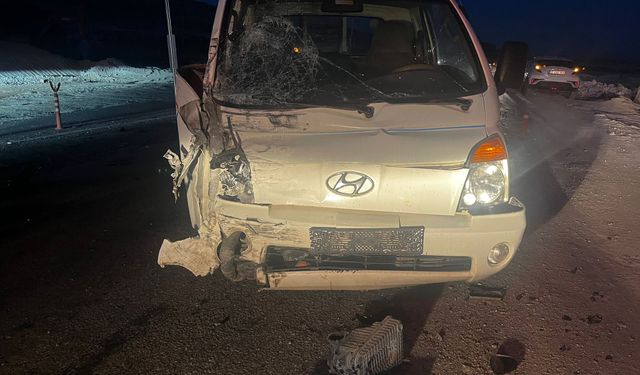 Balıkesir'de Feci Kaza! Zincirleme Trafik Kazasında 7 Kişi Yaralandı! 1 Kişi Hayatını Kaybetti!