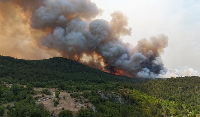 Karabük 3 Gündür Yanıyor! 14 Köy Tahliye Edildi, Müdahale Sürüyor