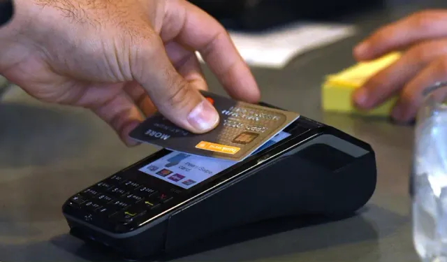 Nakit Para Tarihe Karışıyor! Kartlı Harcamalarda Rekor Kırıldı: İşte Son Veriler