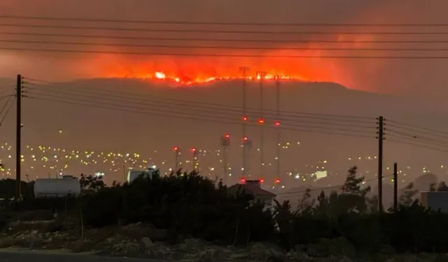 Kıbrıs'ta Yangın Kabusu! Kontrol Altına Alınamıyor!  Limasol’da 11 Köy Boşaltıldı! Uluslararası Yardım Çağrısı Yapıldı!