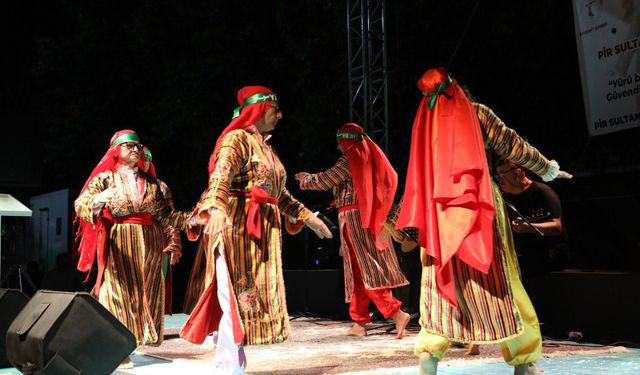 Edremit'te Pir Sultan Abdal'ı anma etkinliği