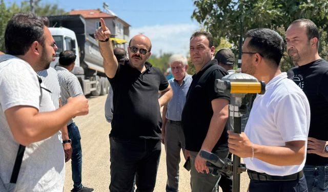 İvrindi’de Ulaşım ve Altyapıya Büyük Dokunuş: Asfalt ve Parke Taş Çalışmaları Sürüyor
