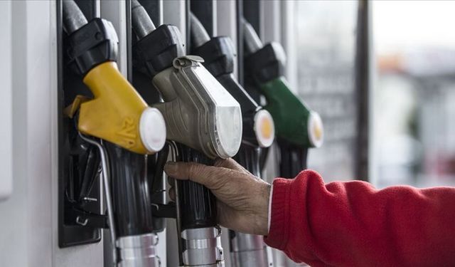 Motorin Fiyatlarına Rekor Zam Geliyor: Bu Gece Yarısından İtibaren Mazot Litre Fiyatı 96 Lirayı Aşacak!