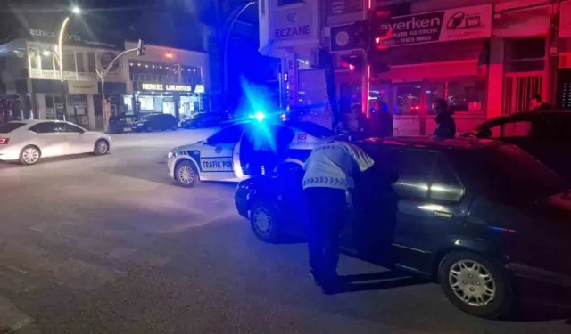 Ayvalık'ta Narkotik Polisi Şüpheli Aracı Durdurdu, İçinden Zehir Çıktı!
