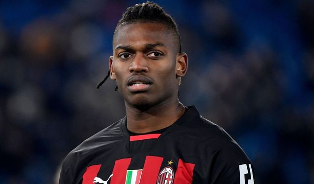 Rafael Leao’dan Galatasaray’a Flaş Transfer Mesajı! Osimhen ve Sane Detayı Sosyal Medyayı Salladı