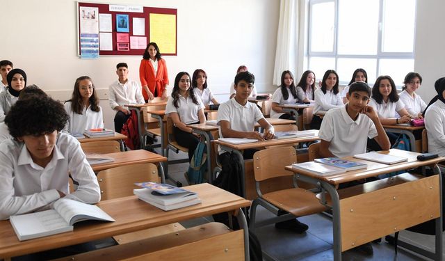 Lise Kayıtları Ne Zaman Başlayacak? MEB 2025-2026 Eğitim Takvimi Açıklandı