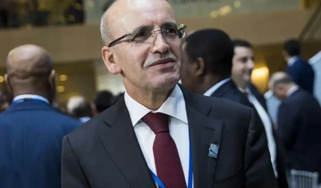 Ekonomi Kulisleri Sallanıyor! Cumhurbaşkanı Erdoğan'dan Mehmet Şimşek'e Zam Talimatı: Yüzde 20 Seyyanen Artış mı Geliyor