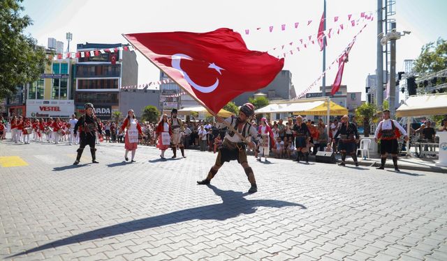 Burhaniye'de 30 Ağustos Zafer Bayramı Coşkusu!