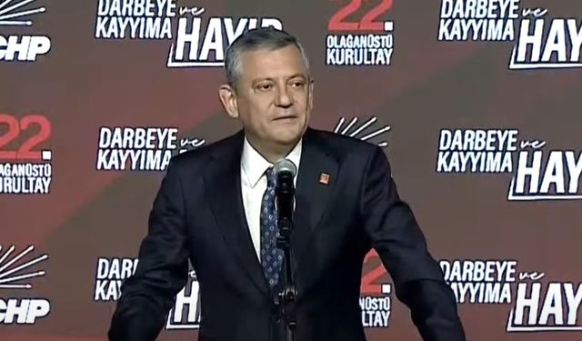 Özgür Özel delegelerden 'güvensizlik oyu' istedi