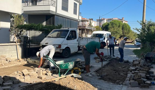 Bigadiç’te Yol Çalışmaları Hız Kesmeden Devam Ediyor