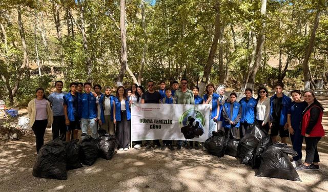 Susurluk’ta Dünya Temizlik Günü’nde Çevre Seferberliği