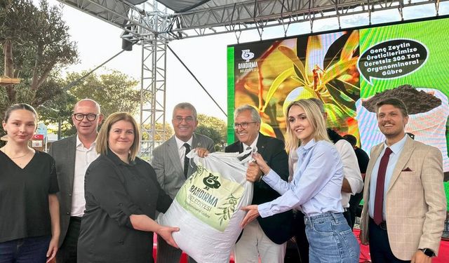 Bandırma Belediyesi'nden genç zeytincilere gübre desteği