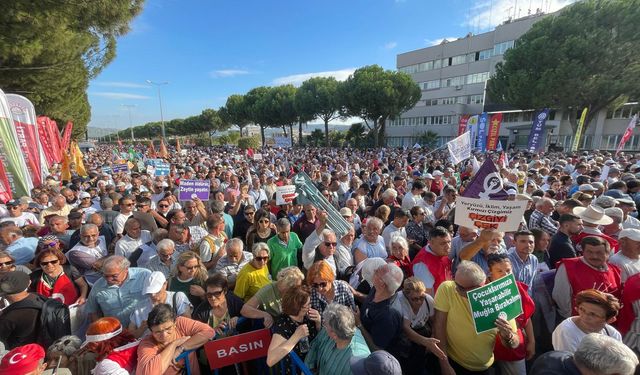 Muğla’da kitlesel miting: “Toprağımızı vermiyoruz”