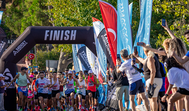 Uluslararası Kurtuluş Yarı Maratonu Ayvalık’ta Başlıyor