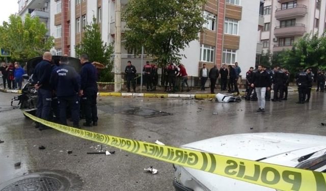 Balıkesir’de “Dur” İhtarına Uymayan Sürücü Dehşet Saçtı: Yaya ve İki Araca Çarptı