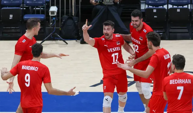 2025 FIVB Dünya Şampiyonası Çeyrek Final'de Filenin Efelerinin Rakibi Polonya! Polonya - Türkiye Maçı Ne Zaman?